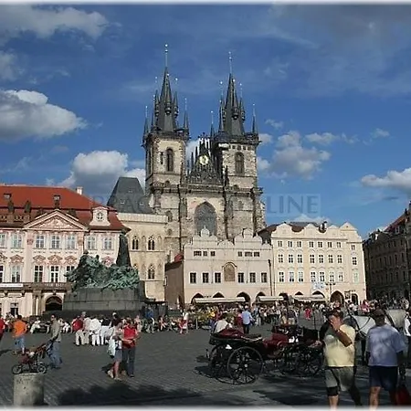 4 Guests Apartment,15 Min From Prague Airport,near Golf